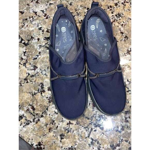 Bzees Cloud Technology Navy Blue Zing Sport Wedge Shootie Slip on Shoe 9 A12 - Picture 2 of 8